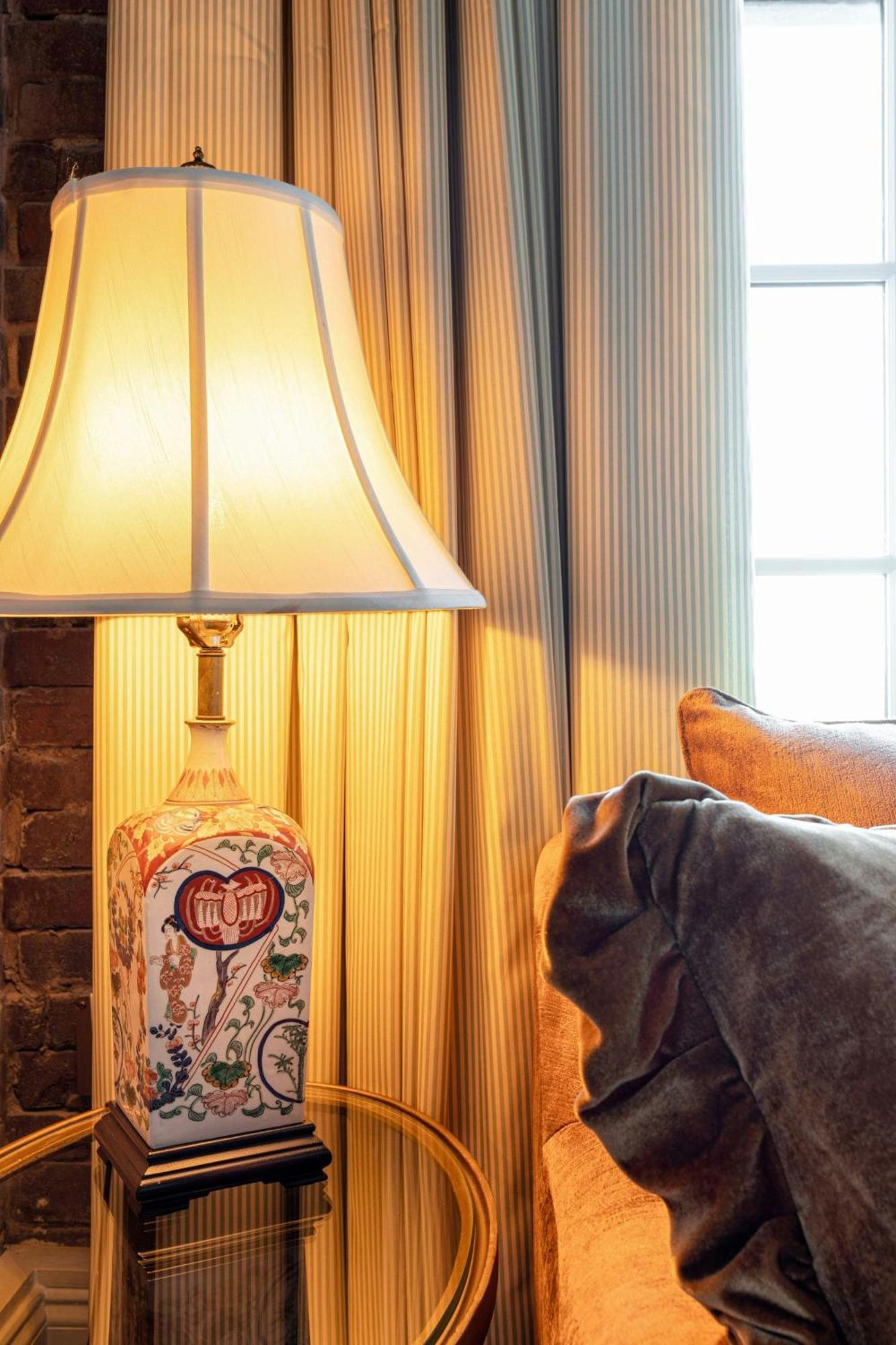 Hotel Cleo, Knoxville Downtown, A Tribute Portfolio Hotel Esterno foto